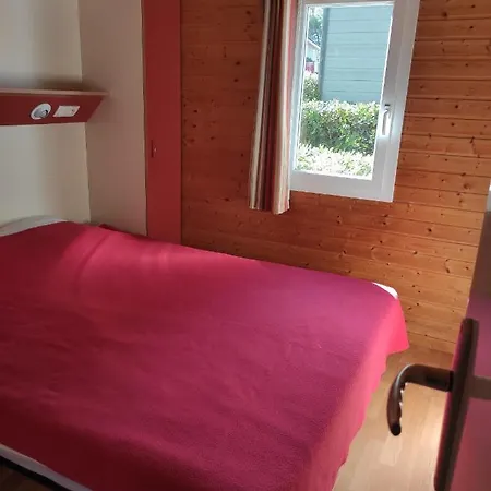 Dans Avec Piscine *